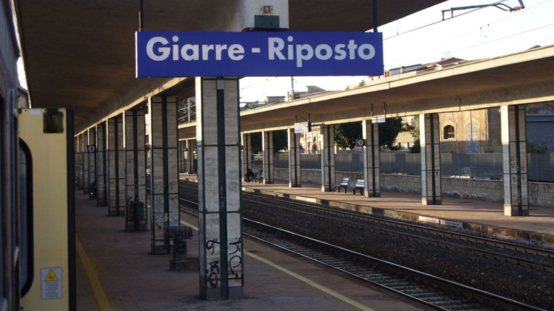 stazione ferroviaria di Giarre - Riposto